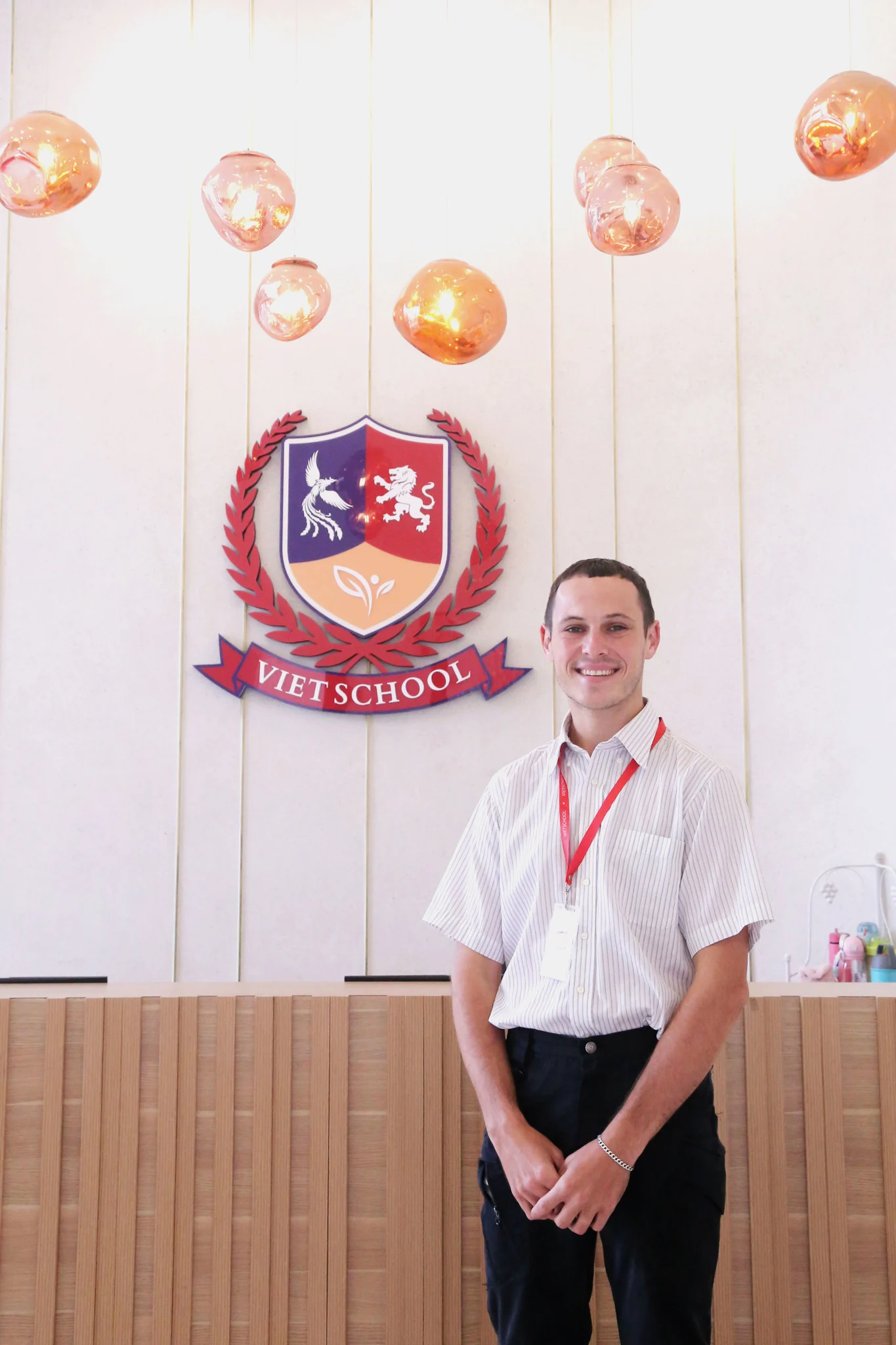 Thầy James Feehan Thầy James Feehan