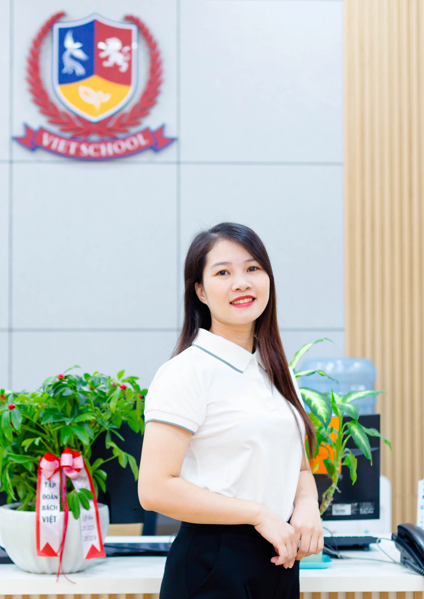 Cô Bùi Thị Chuyên Cô Bùi Thị Chuyên