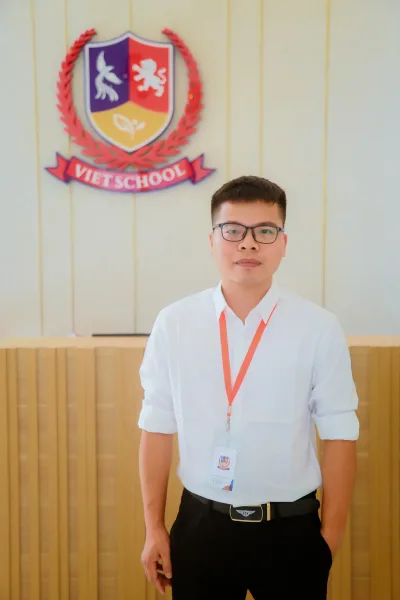 Thầy Nguyễn Văn Tuấn