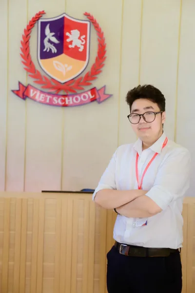 Thầy Phạm Huy Bách