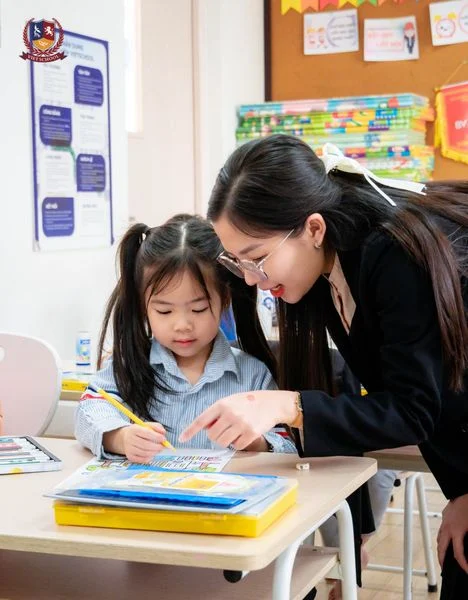 WORKSHOP: CÙNG CON BỨT PHÁ MÔN TOÁN, TIẾNG VIỆT - KHI VIỆC HỌC TRỞ THÀNH NIỀM VUI