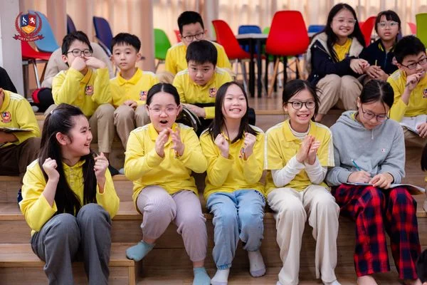 [VĂN SỬ KIÊU HÙNG] VIETSCHOOLERS KHÔNG CHỈ HỌC TIẾNG VIỆT, CHÚNG EM YÊU TIẾNG VIỆT