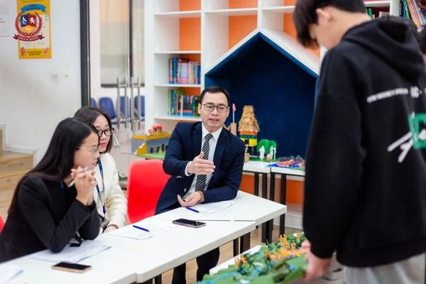 [VĂN SỬ KIÊU HÙNG] KHI LỊCH SỬ, VĂN HÓA VIỆT BƯỚC RA TỪ TRANG SÁCH