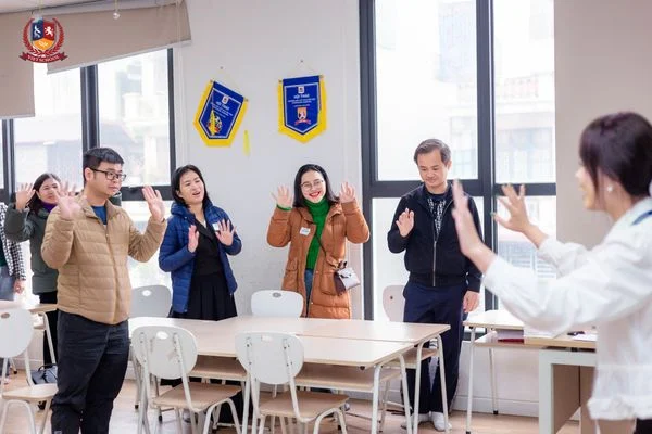 WORKSHOP: CÙNG CON BỨT PHÁ MÔN TIẾNG ANH - CHA MẸ VÀ CON TÍCH LUỸ HÀNH TRANG, SẴN SÀNG CHUYỂN CẤP