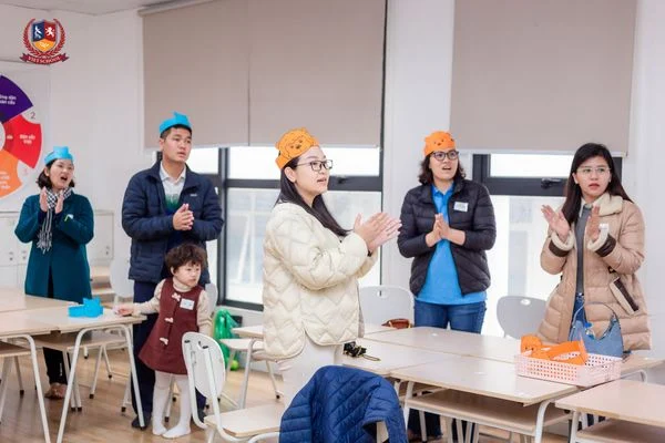 WORKSHOP: CÙNG CON BỨT PHÁ MÔN TIẾNG ANH - CHA MẸ VÀ CON TÍCH LUỸ HÀNH TRANG, SẴN SÀNG CHUYỂN CẤP