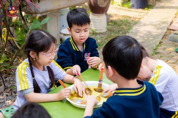 KHỐI 1 KHÁM PHÁ “ỐC ĐẢO XANH” GIỮA LÒNG HÀ NỘI, NUÔI DƯỠNG TÌNH YÊU THIÊN NHIÊN