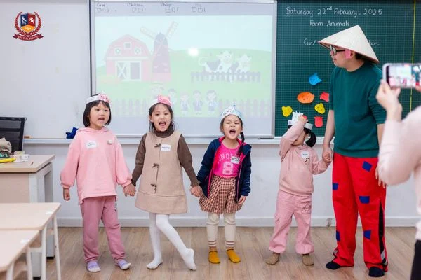 WORKSHOP: CÙNG CON BỨT PHÁ MÔN TIẾNG ANH - CHA MẸ VÀ CON TÍCH LUỸ HÀNH TRANG, SẴN SÀNG CHUYỂN CẤP