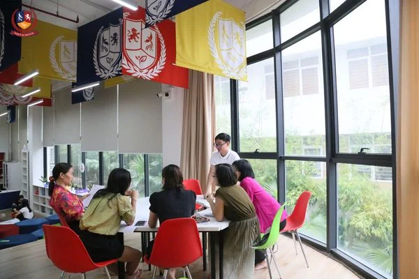 Workshop tháng 9: Các bậc cha mẹ hiểu về “5 ngôn ngữ yêu thương”