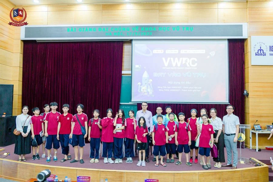 VIETSCHOOL NEWSLETTER 09/2023 - BẢN TIN THÁNG 9/2023