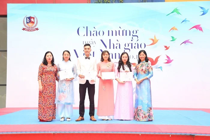 20/11 - MUÔN VÀN CẢM XÚC TRI ÂN THẦY CÔ