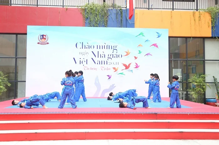 20/11 - MUÔN VÀN CẢM XÚC TRI ÂN THẦY CÔ