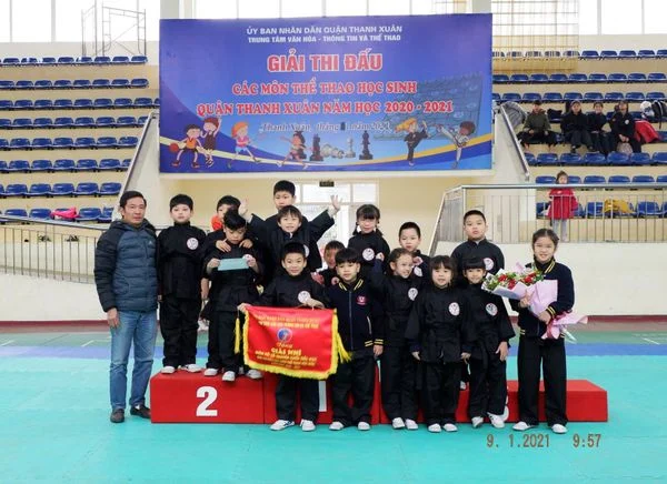 Đội tuyển võ Vietschool xuất sắc giành giải nhì thi đấu cấp quận