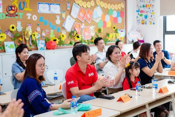 VIETSCHOOLERS CHỦ TRÌ BUỔI GẶP MẶT CHA MẸ HỌC SINH CUỐI NĂM HỌC 2023-2024: ÔN LẠI HÀNH TRÌNH HẠNH PHÚC