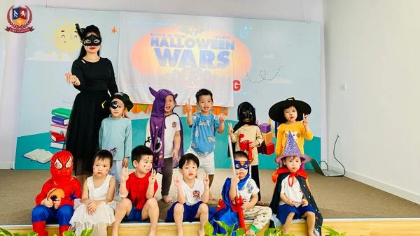 NHÌN LẠI NHỮNG KHOẢNH KHẮC ĐẸP TRONG LỄ HỘI HALLOWEEN TẠI VIETSCHOOL