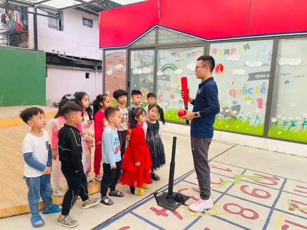 SMART SPORTS: TRẺ VẬN ĐỘNG THÔNG MINH CÙNG MÔN BÓNG CHÀY