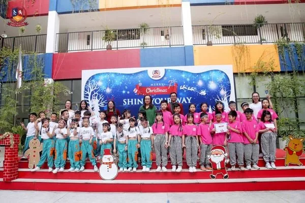 LỄ HỘI GIÁNG SINH - FLASHMOB “SHINE YOUR WAY” 2022