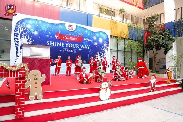 LỄ HỘI GIÁNG SINH - FLASHMOB “SHINE YOUR WAY” 2022