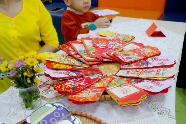 ĐI CHỢ QUÊ ĐÓN TẾT VIỆT CÙNG NGÔI NHÀ MẦM NON VIETSCHOOL