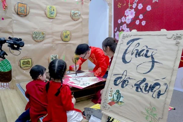 ĐI CHỢ QUÊ ĐÓN TẾT VIỆT CÙNG NGÔI NHÀ MẦM NON VIETSCHOOL