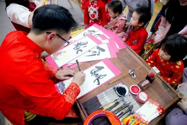 ĐI CHỢ QUÊ ĐÓN TẾT VIỆT CÙNG NGÔI NHÀ MẦM NON VIETSCHOOL