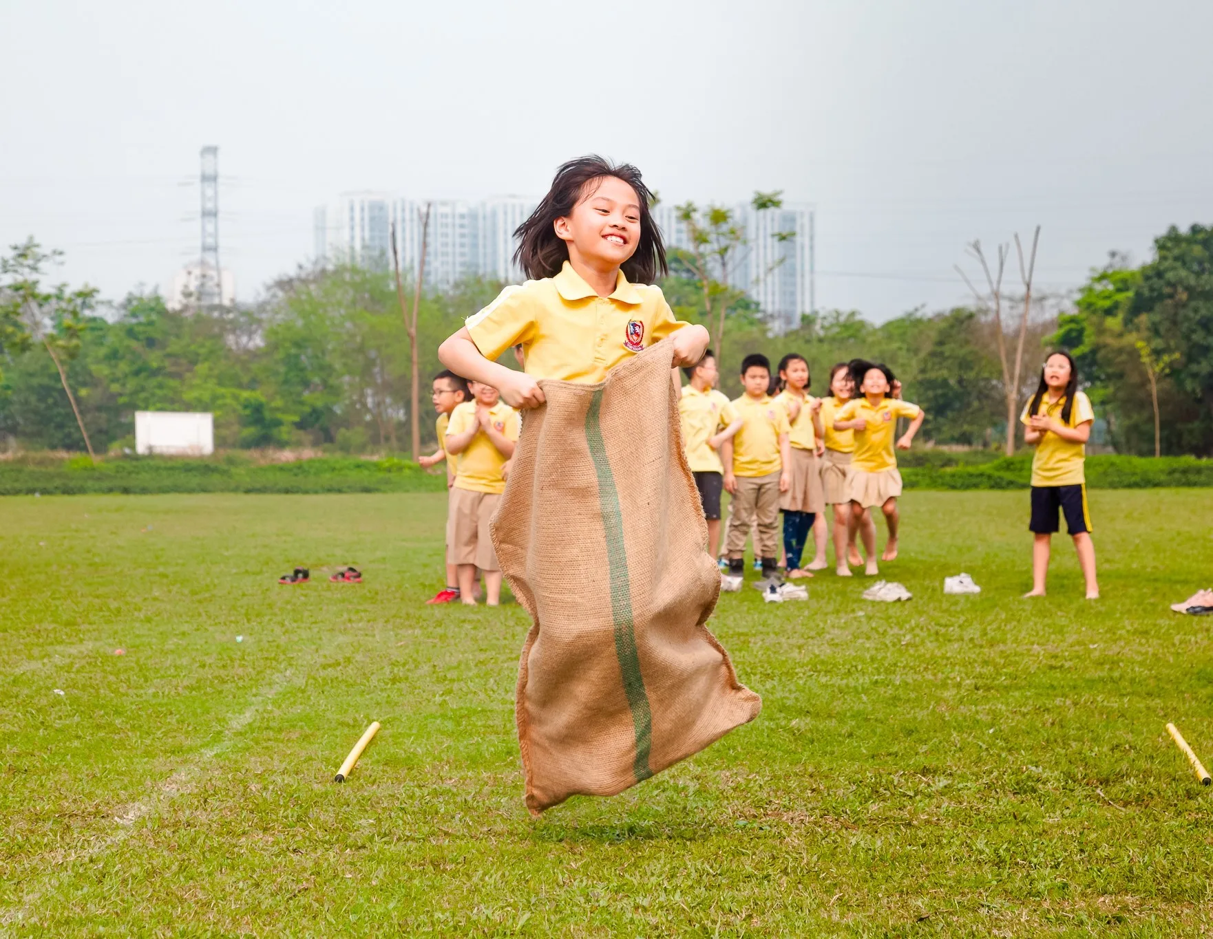[TẠP CHÍ NGÀY NAY] DẮT TRẺ BƯỚC VÀO THẾ GIỚI TRÒ CHƠI DÂN GIAN
