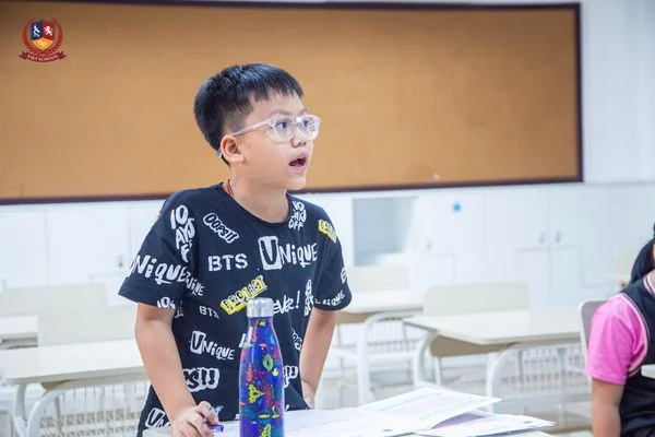 KHỞI ĐỘNG TRẠI HÈ ÔN TẬP THÁNG 7 - VỮNG VÀNG BỨT PHÁ CHO NĂM HỌC MỚI