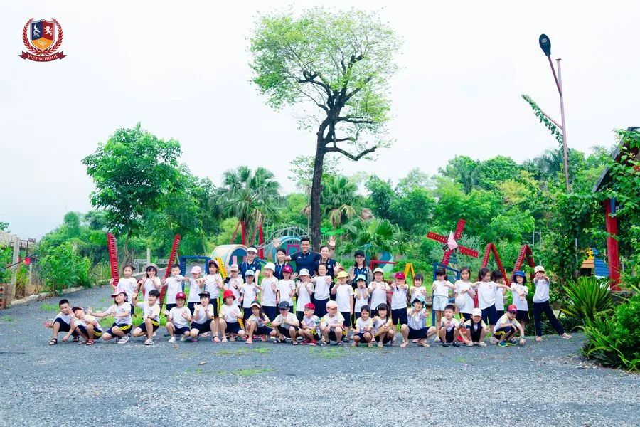 VIETSCHOOL NEWSLETTER 08/2023 - BẢN TIN THÁNG 8/2023