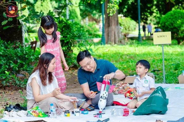BỐ MẸ, CON VÀ TRƯỜNG HỌC: LÀM NHƯ THẾ NÀO ĐỂ HÀI HÒA?