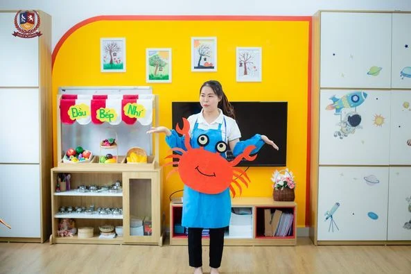 CÁC BẠN NHỎ HÒA MÌNH VÀO LÀN ĐIỆU DÂN CA QUAN HỌ TRONG GIỜ HỌC ÂM NHẠC