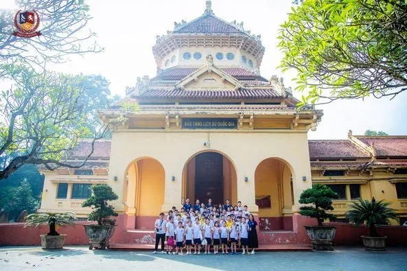 HỌC SINH KHỐI 4 - TRẢI NGHIỆM LÀM “NHÀ SỬ HỌC NHÍ” TẠI BẢO TÀNG LỊCH SỬ QUỐC GIA