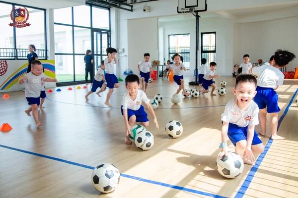 NHỮNG TRẠM TRẢI NGHIỆM ĐẶC BIỆT ĐƯA CÁC BẠN NHỎ MẦM NON VIETSCHOOL ĐẾN VỚI HÀNH TRÌNH SẴN SÀNG VÀO LỚP 1