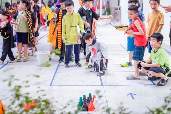 VIETSCHOOLERS SÁNG TẠO, TOẢ SÁNG TẠI LỄ HỘI HALLOWEEN 2023