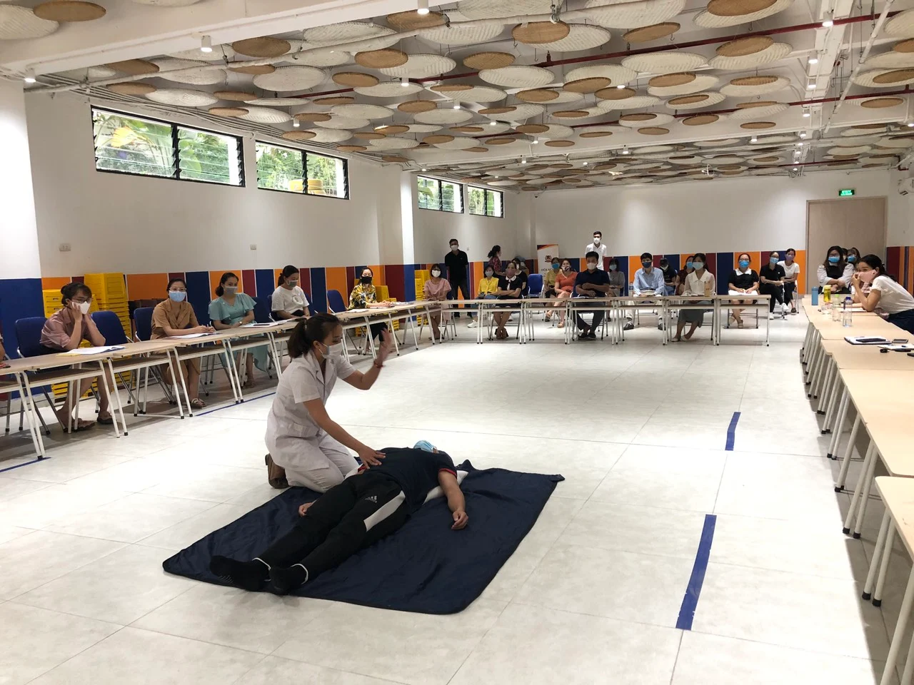 Trường Liên cấp TH-THCS Vietschool Pandora tập huấn phòng chống Covid-19