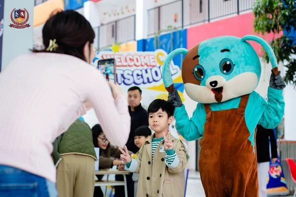 VIETSCHOOL OPEN DAY 2023: TRẢI NGHIỆM ĐỂ THẤU HIỂU VÀ KẾT NỐI