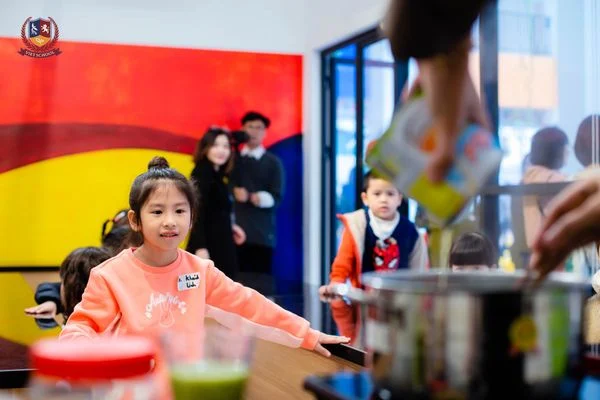 VIETSCHOOL OPEN DAY 2023: TRẢI NGHIỆM ĐỂ THẤU HIỂU VÀ KẾT NỐI