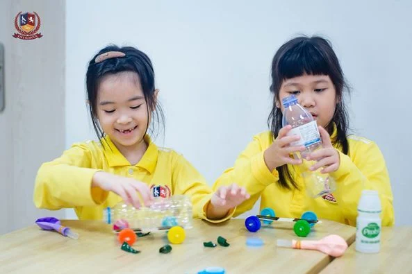 STEAM LỚP TIỀN TIỂU HỌC - “CHẠM” VÀO KHOA HỌC TỪ NHỮNG ĐIỀU ĐƠN GIẢN NHẤT