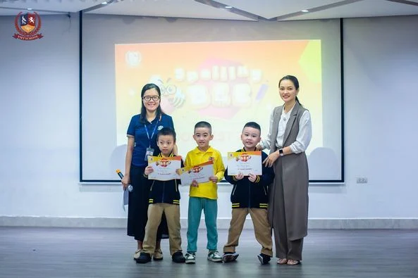 VIETSCHOOLERS VÀ NỖ LỰC GẶT HÁI NHỮNG THÀNH QUẢ NGỌT NGÀO TỪ ENGLISH FESTIVAL 2023