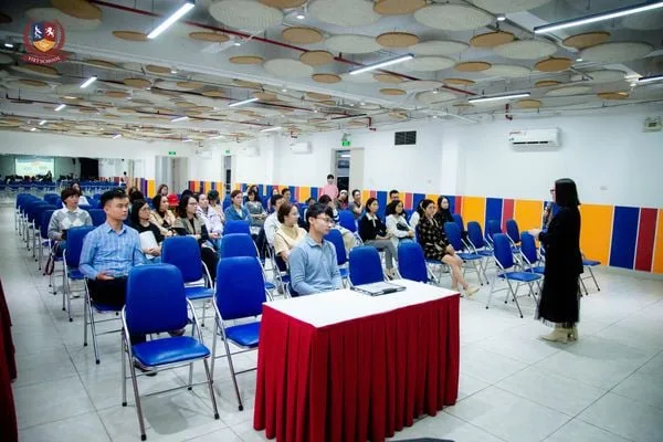 GẶP MẶT CHA MẸ HỌC SINH CUỐI HỌC KỲ I: CHIA SẺ VÀ ĐỒNG HÀNH