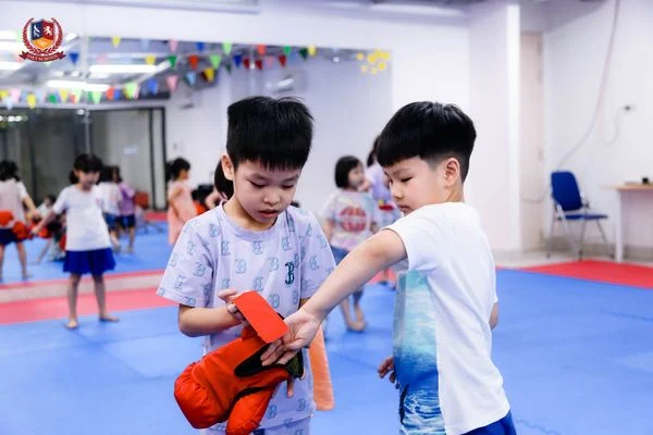 NHỮNG KỸ NĂNG TRẺ CẦN ĐƯỢC TRANG BỊ NGAY TỪ BÂY GIỜ ĐỂ SẴN SÀNG VÀO LỚP 1