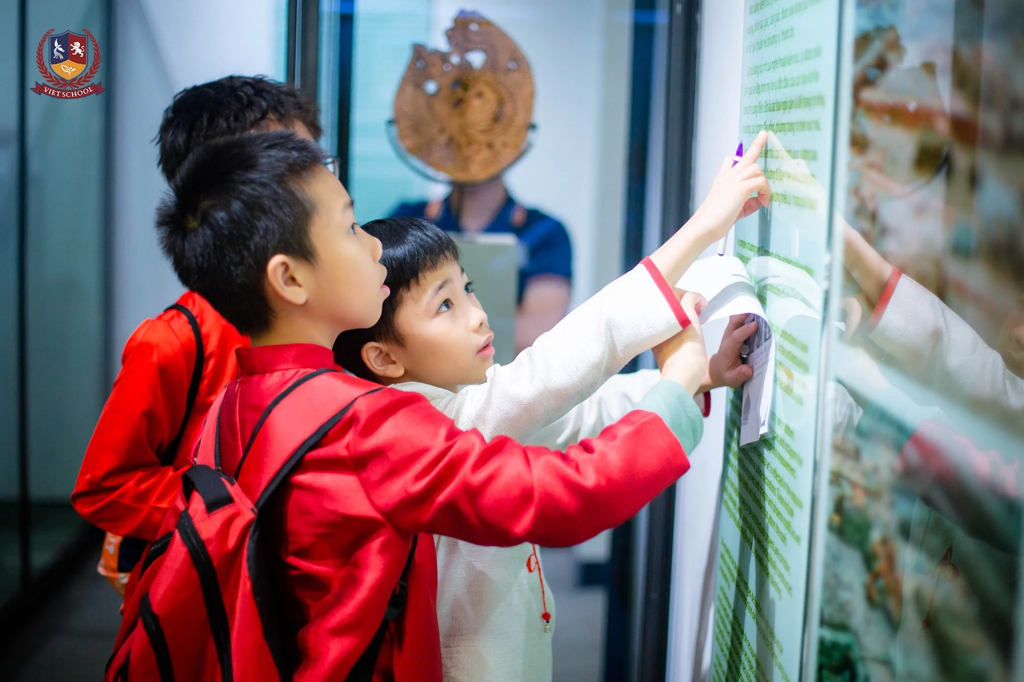 KHỐI 5 VÀ HÀNH TRÌNH KHÁM PHÁ THĂNG LONG HOÀI CỔ