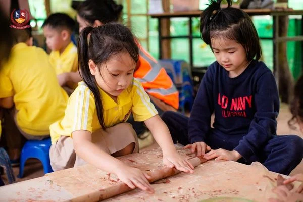 VIETSCHOOLER KHỐI 1 KHÁM PHÁ "ỐC ĐẢO XANH" GIỮA LÒNG HÀ NỘI