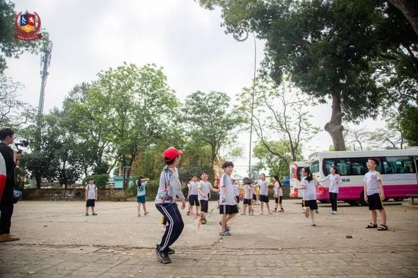 KHỐI 4 THĂM TÒA THÀNH CỔ NHẤT VIỆT NAM, NGHE CHUYỆN TIỀN NHÂN DỰNG NƯỚC