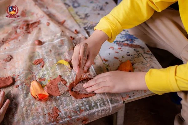 VIETSCHOOLER KHỐI 1 KHÁM PHÁ "ỐC ĐẢO XANH" GIỮA LÒNG HÀ NỘI