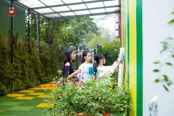 [CHUYỆN KỂ GIÁO VIÊN] “CHẠM” VÀO THIÊN NHIÊN ĐỂ GIẢI MÃ CÁC LOÀI SINH VẬT