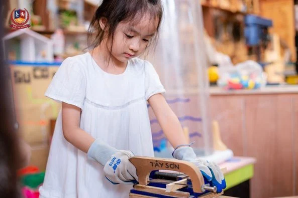 NHỮNG “KỸ SƯ NHÍ” TIỀN TIỂU HỌC THỎA SỨC SÁNG TẠO TẠI CREATIVE GARA