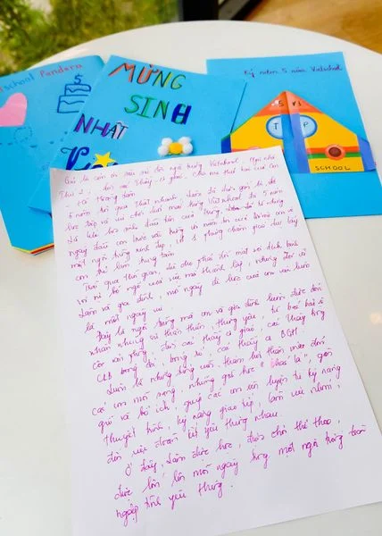 "THƯ TÌNH" GỬI VIETSCHOOL