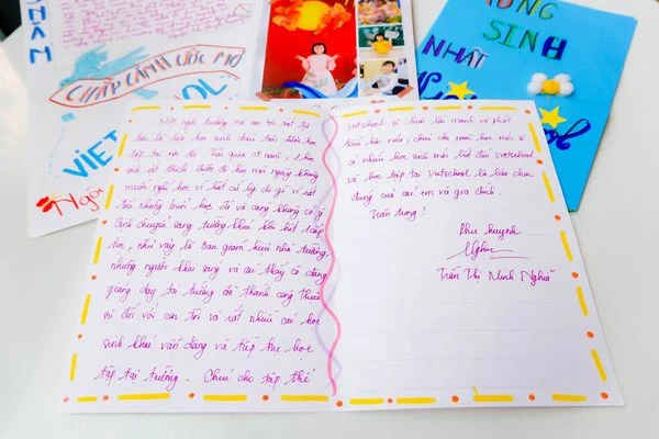 "THƯ TÌNH" GỬI VIETSCHOOL