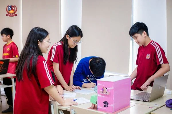 [CHUYỆN KỂ GIÁO VIÊN] TÌM VẺ ĐẸP CỦA TOÁN HỌC QUA MÔN TOÁN TẠI VIETSCHOOL