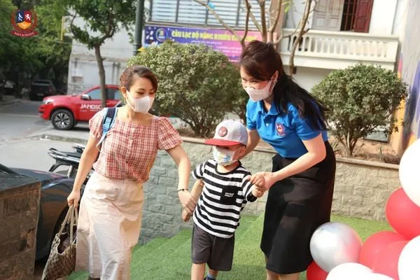 MẦM NON VIETSCHOOL HÁO HỨC BACK TO SCHOOL