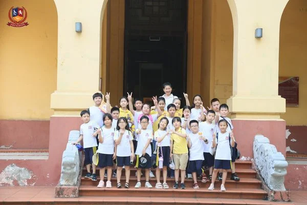 HỌC SINH KHỐI 4 TRẢI NGHIỆM THỬ THÁCH "NGƯỢC DÒNG LỊCH SỬ" TẠI BẢO TÀNG LỊCH SỬ QUỐC GIA.